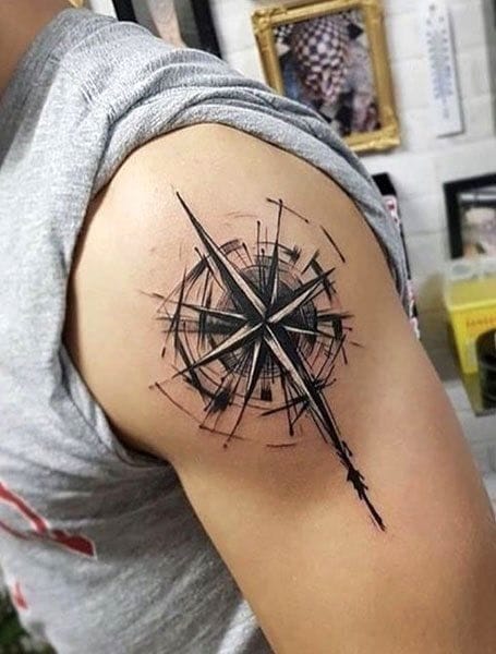 Stunning Compass Tattoo on Shoulder A Timeless Symbol of Guidance